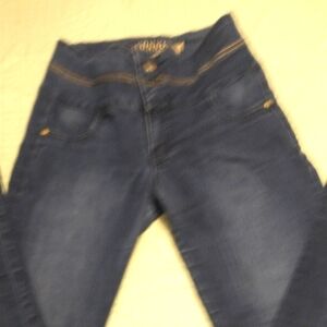 Ivonne ladies butt lift jeans sz 10